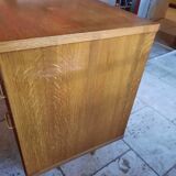 Chest of drawers year 60 foot spindle