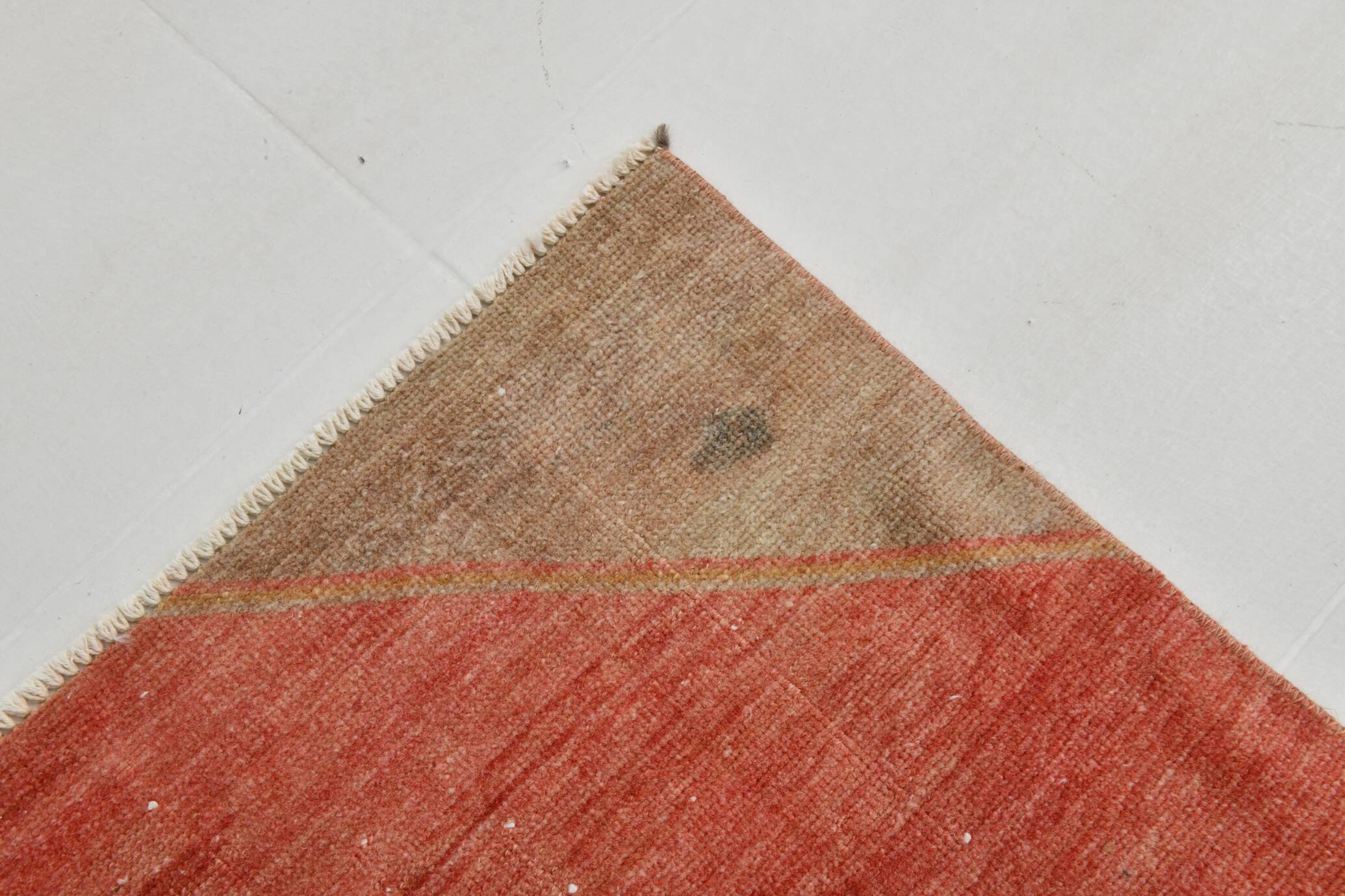 Red & Cream Classic Turkish Runner Rug, 75x296Cm