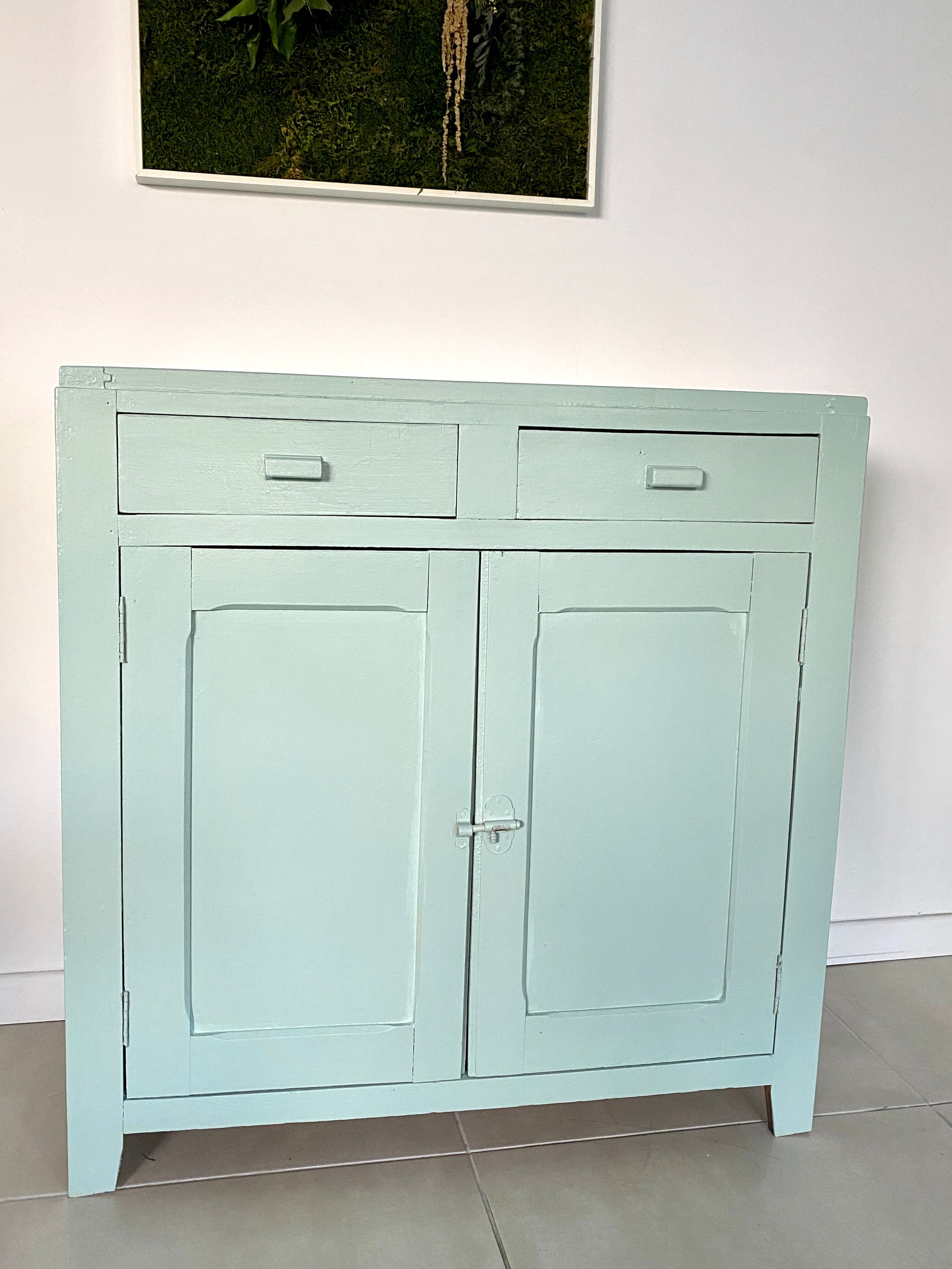 Parisian buffet green mint