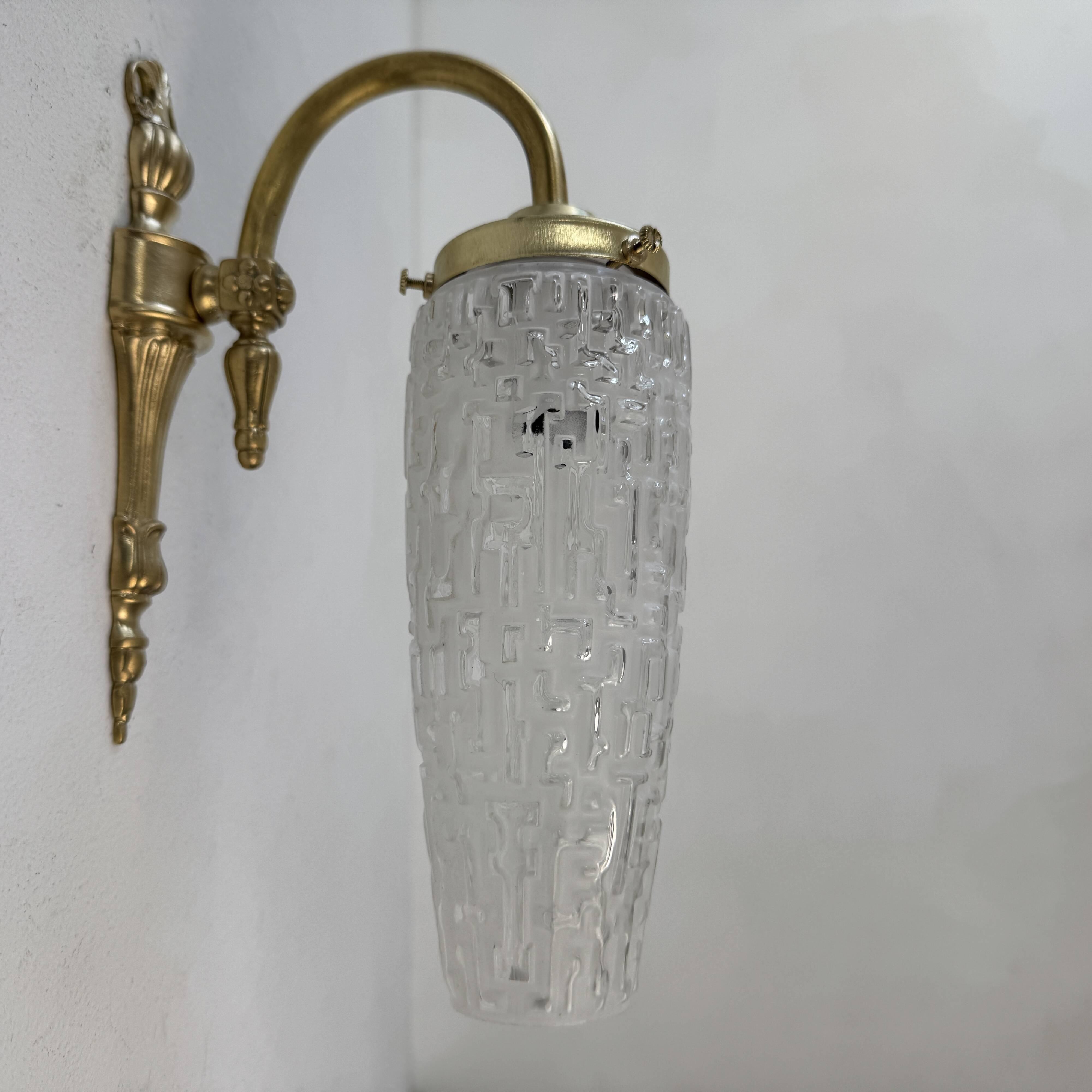 PAIR OF OLD VINTAGE WALL LIGHTS 1950