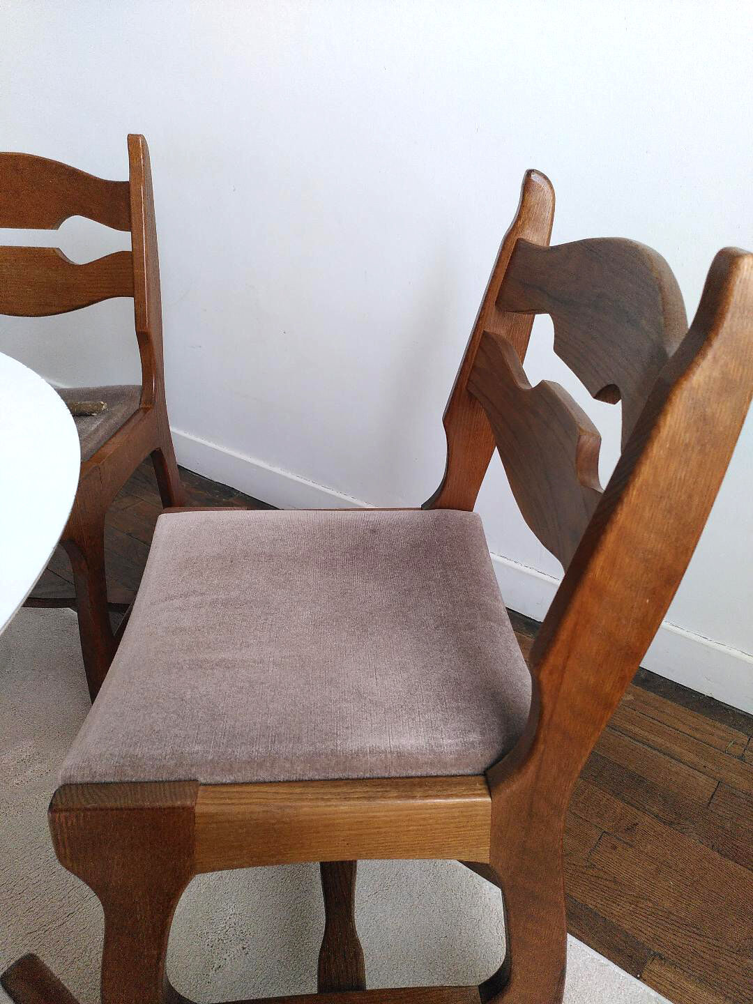 Chaises de Guillerme et Chambron