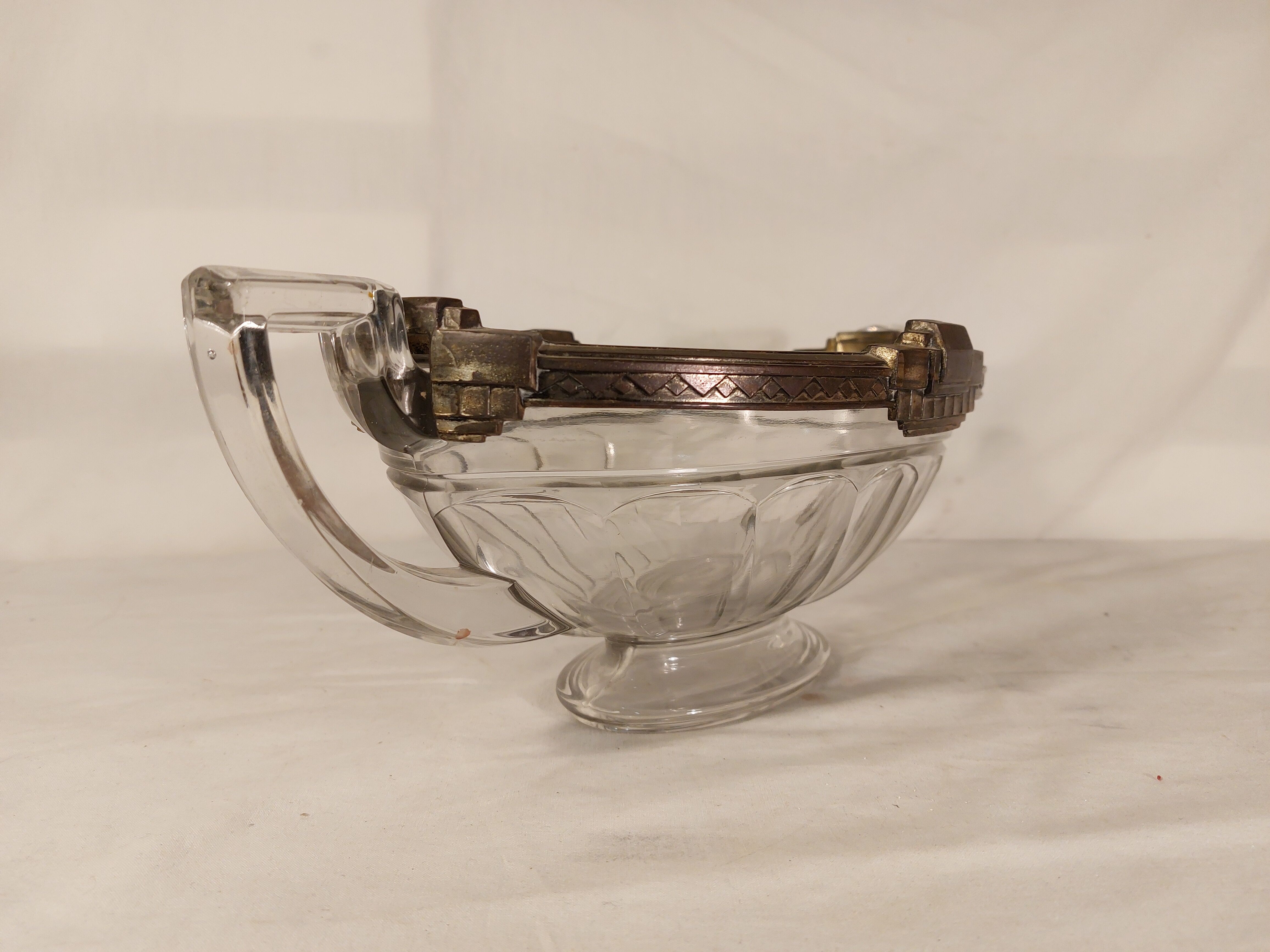 Oval cup with Art Deco handles "Noémie" - Cristal Val St Lambert Belgium