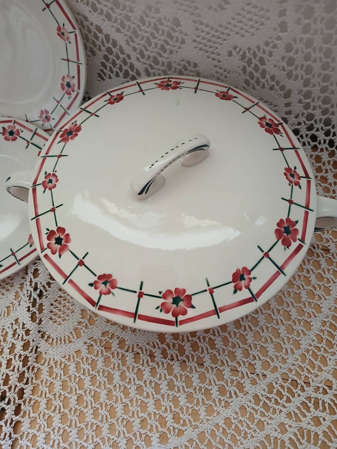 Antique Ceranord Saint Amand soup tureen