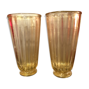 Paire de vases en verre