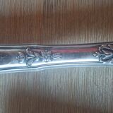 Antique fish service