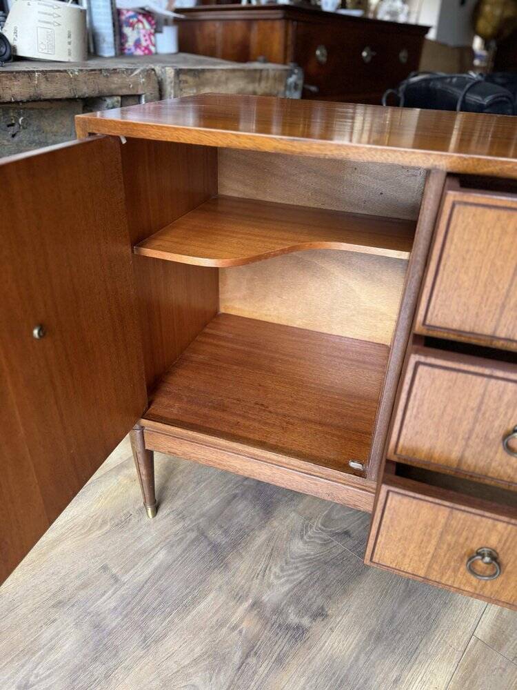Vintage teak veneer enfilade in brown by Greaves & Thomas, 1960s, mid-century style.