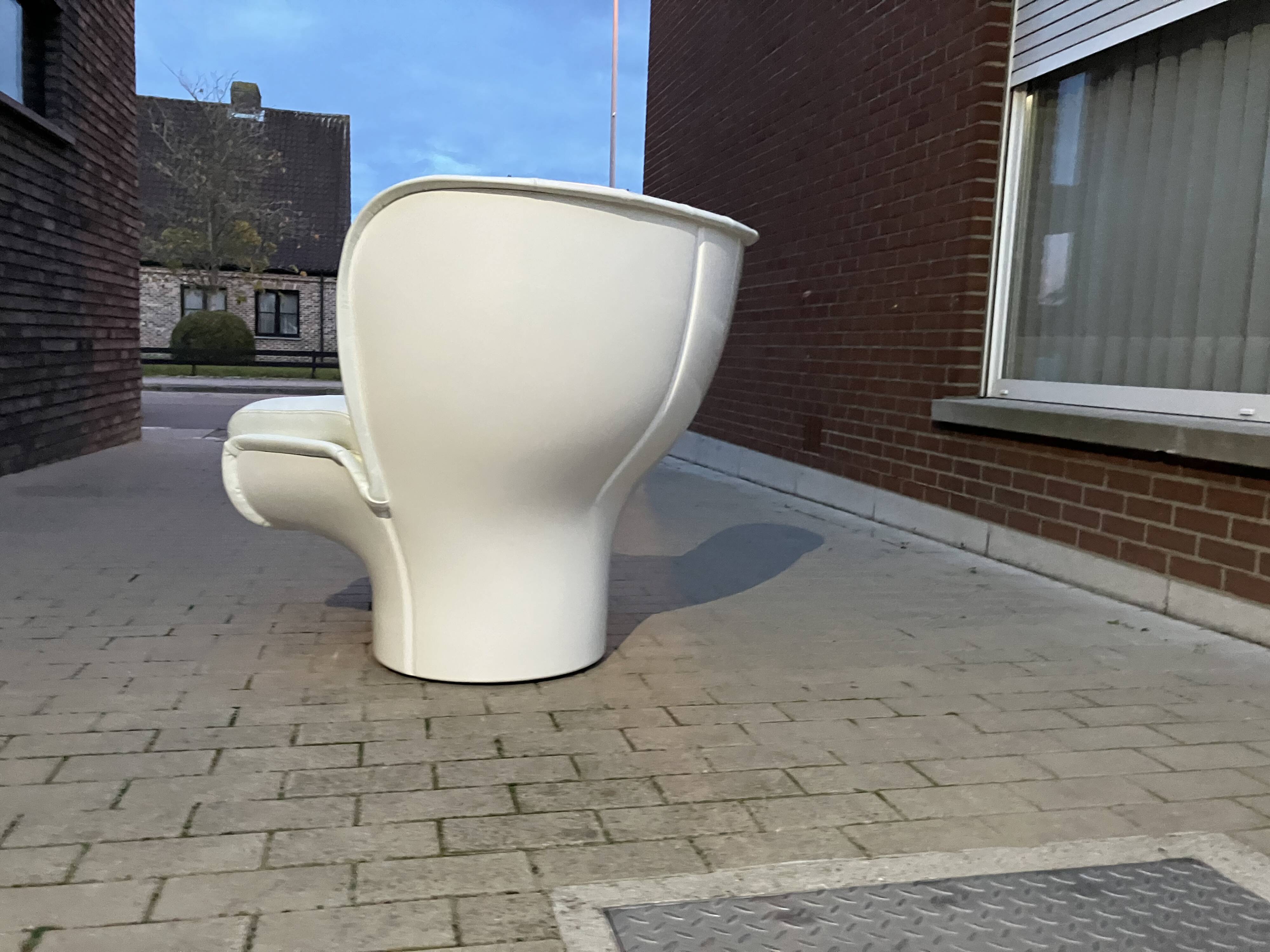 White Elda Joe Colombo chair Longhi, new condition!