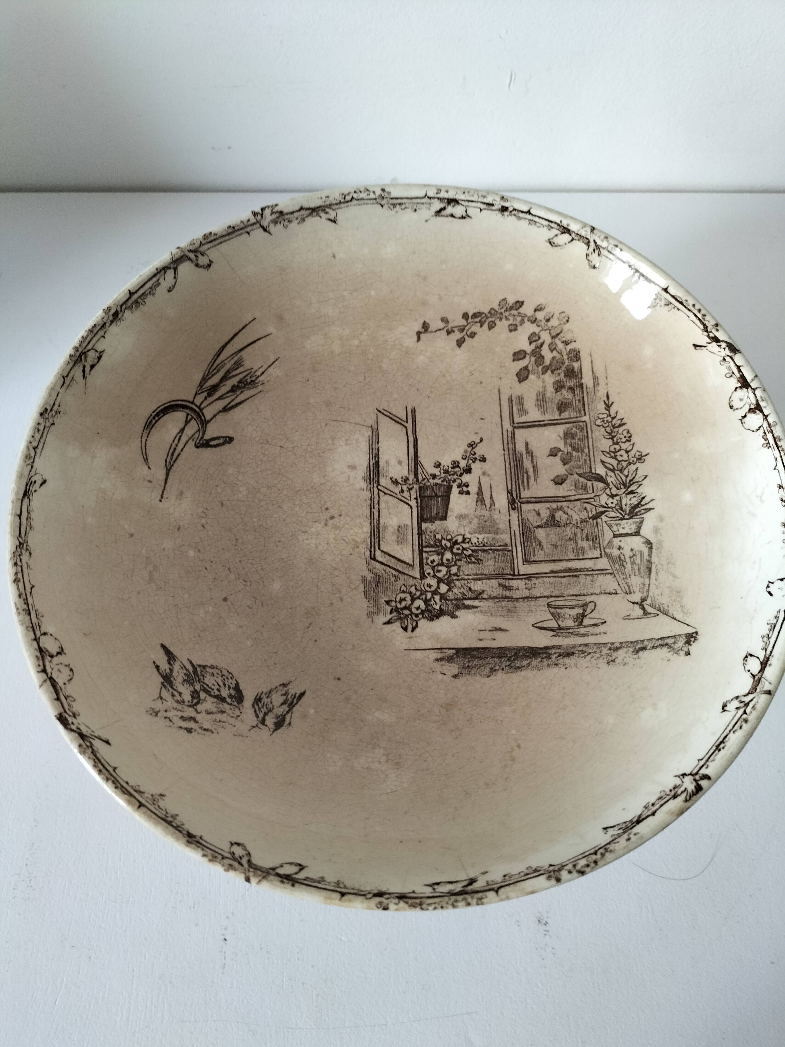 Plate on pedestal HB & Cie