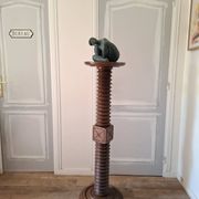 Large press screw seat