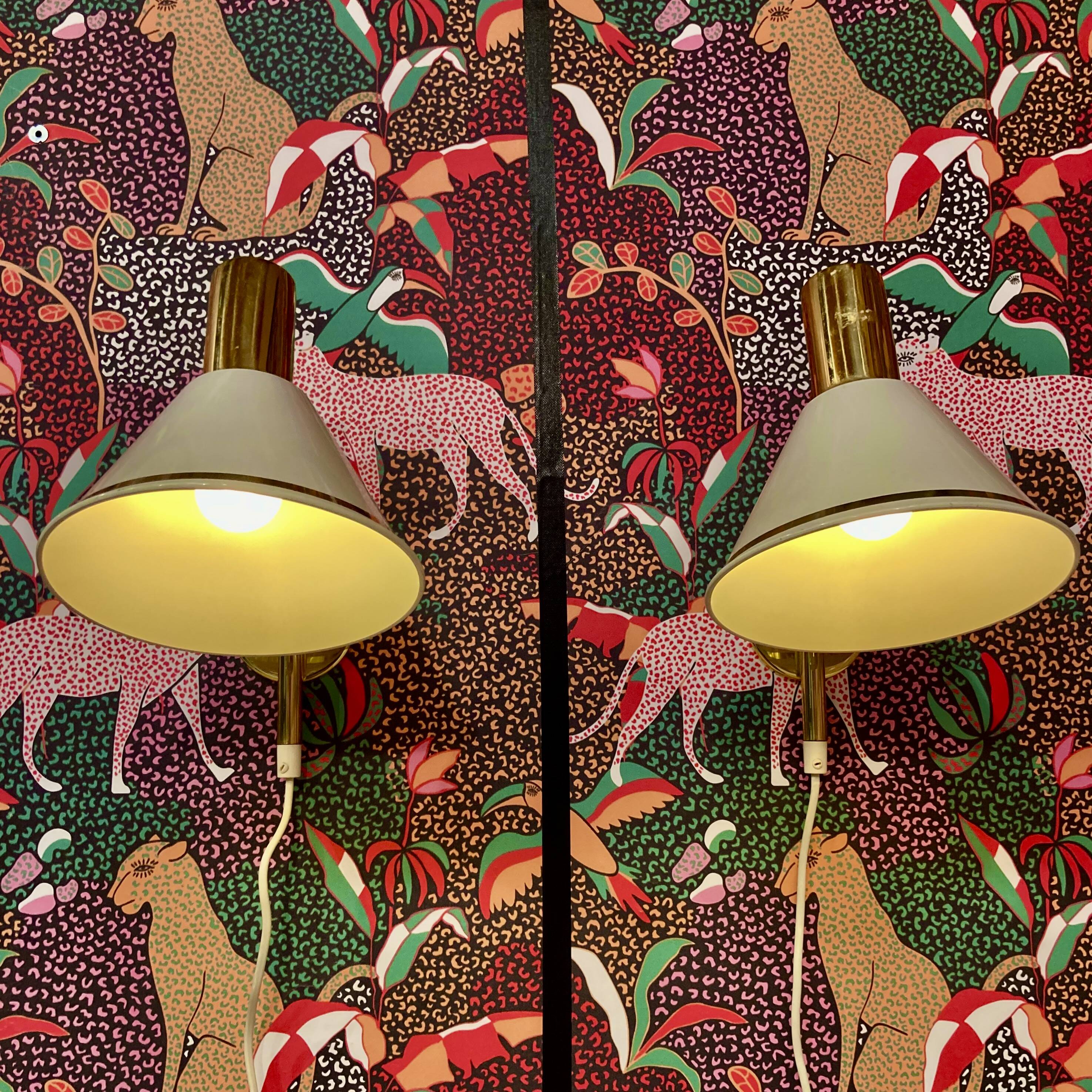 Pair of modular wall lights Scandinavian design 1960.