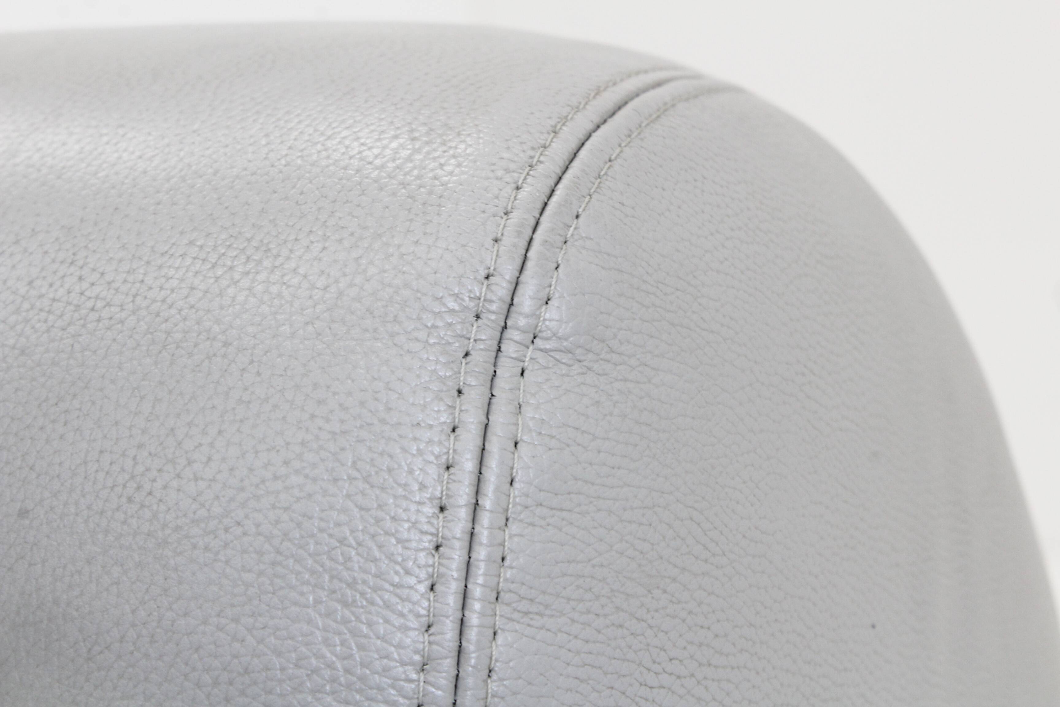 Fauteuil Kali en cuir gris de Michel Ducaroy pour Ligne Roset