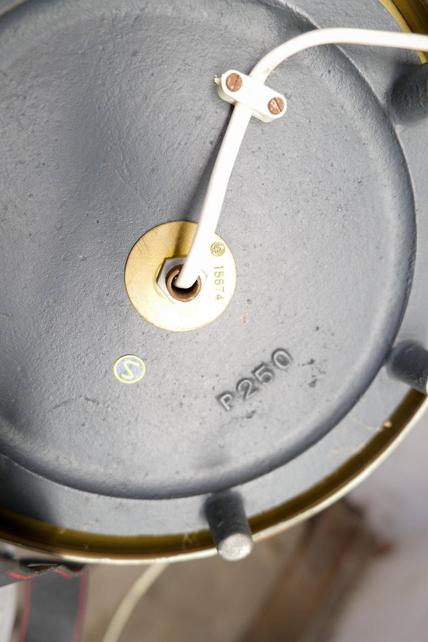 Mid-century floor lamp in brass and polished wood by Böhlmarks, Sweden, 1940s.