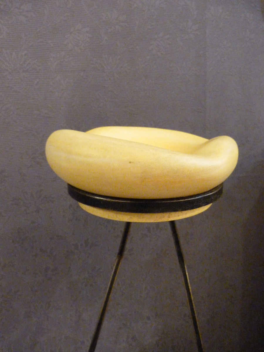 Porte revue cendrier vintage
