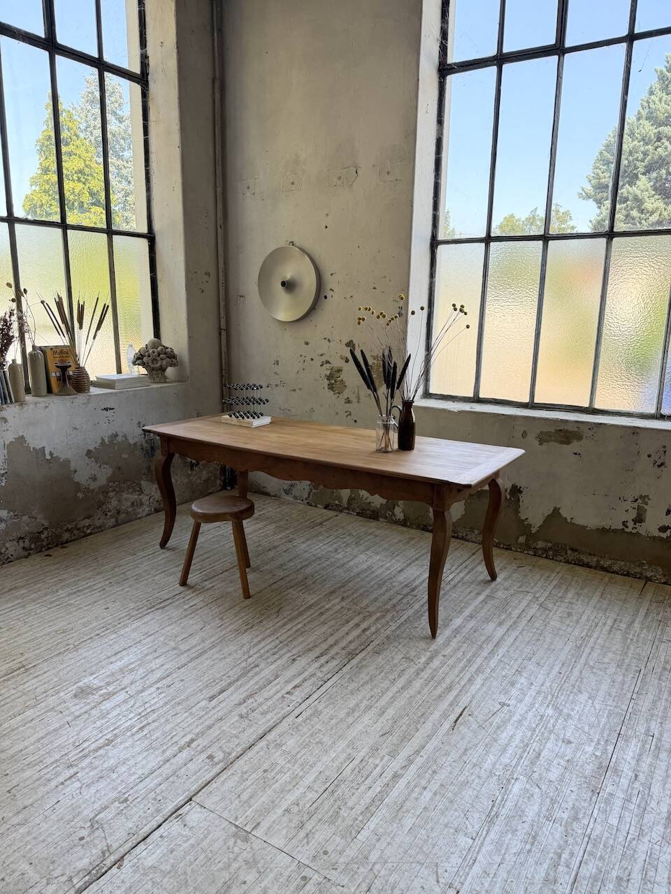 Table campagne provençale style Louis XV merisier