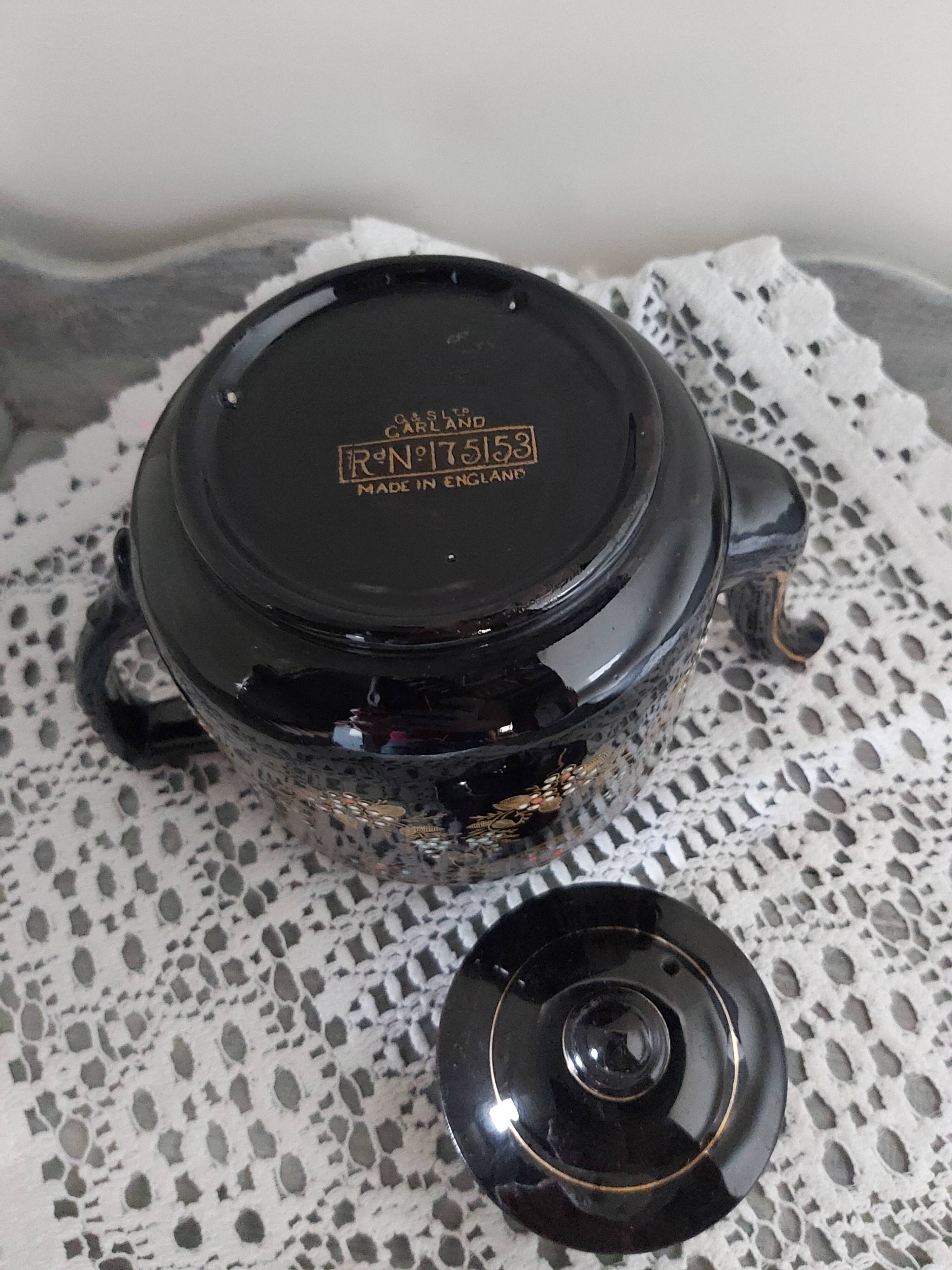 English porcelain teapot garland pattern