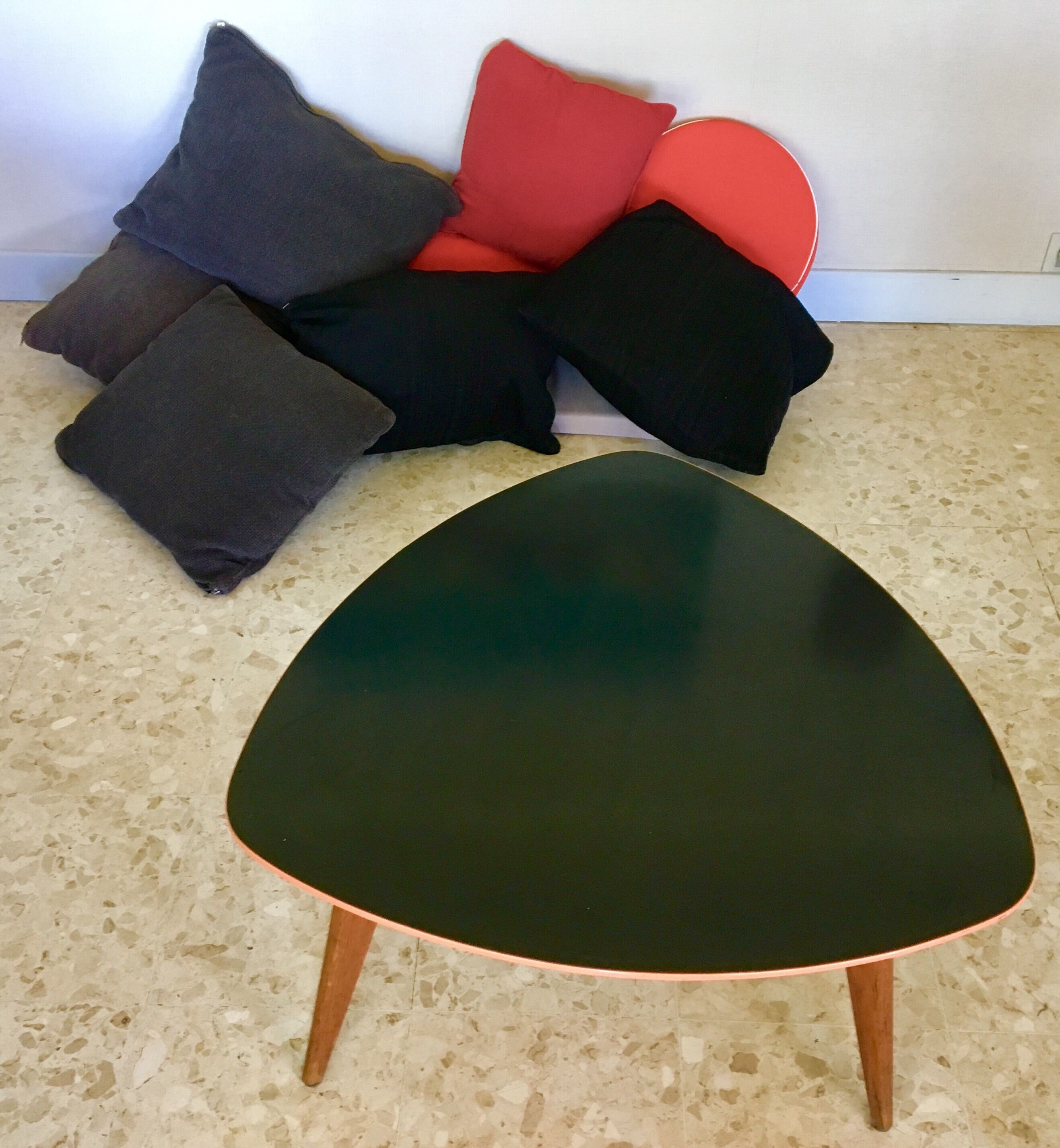 Table basse années 50 formica
