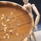 Oval wooden tray with flowers