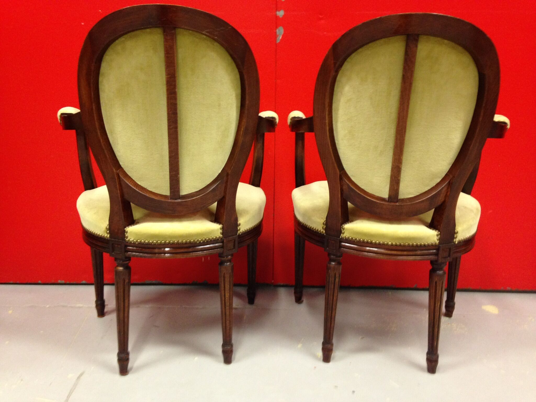 Pair of armchairs seats cabriolets medallions Louis XVI