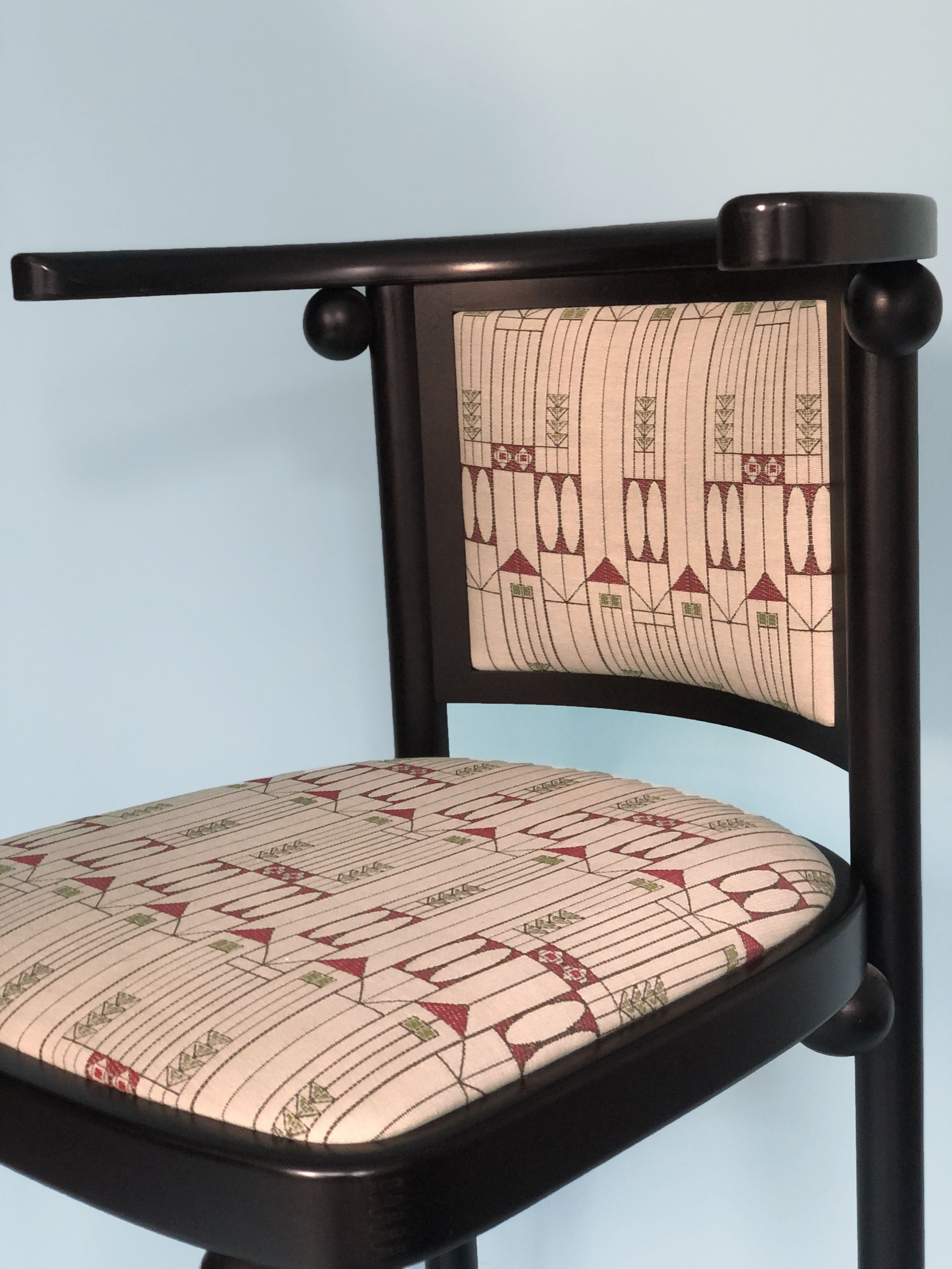 Set of 4 Josef Hoffmann Cabaret Fledermaus Dining Chairs For Wittmann Austria