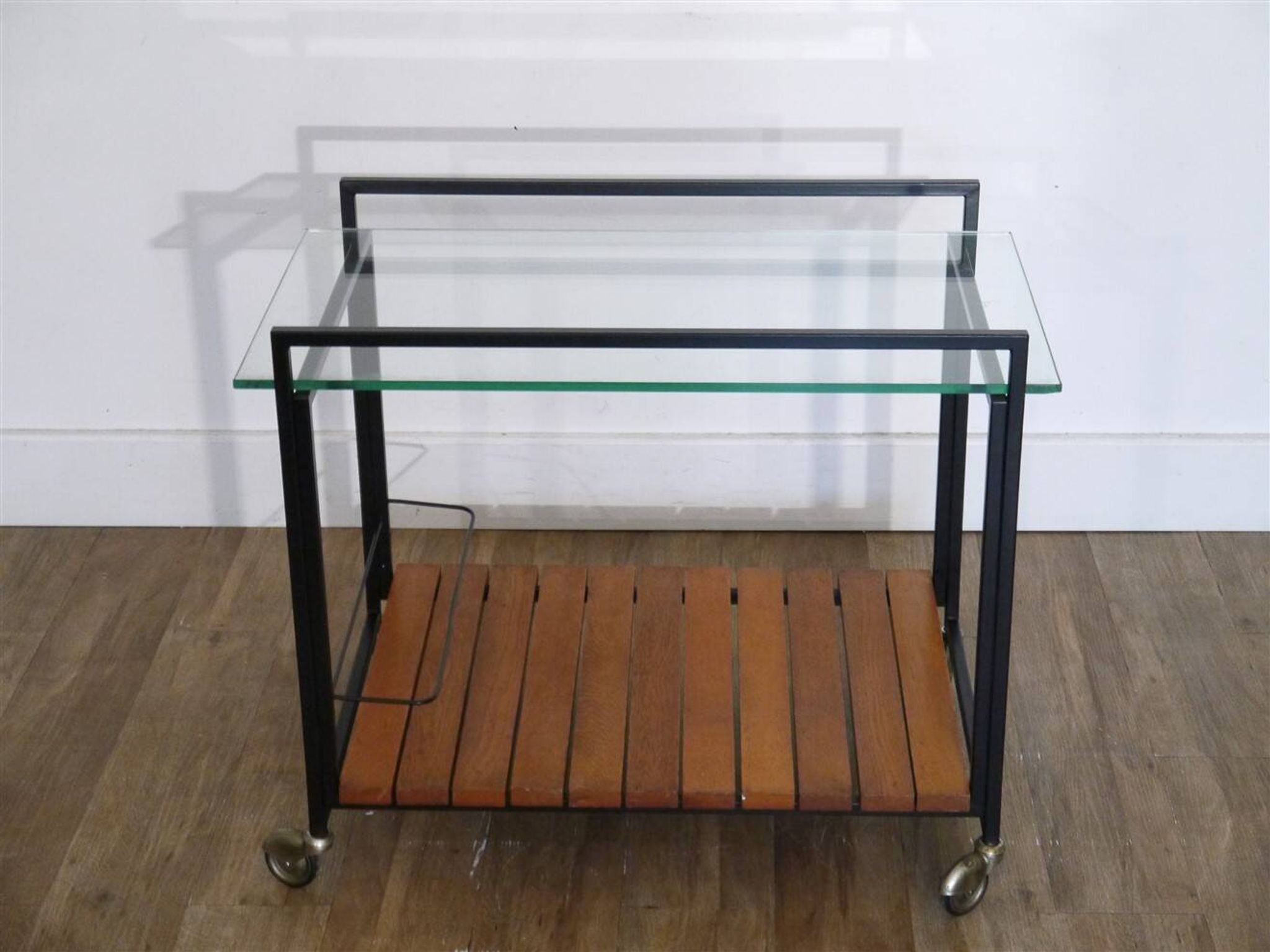Desserte moderniste en metal, bois et verre 1960
