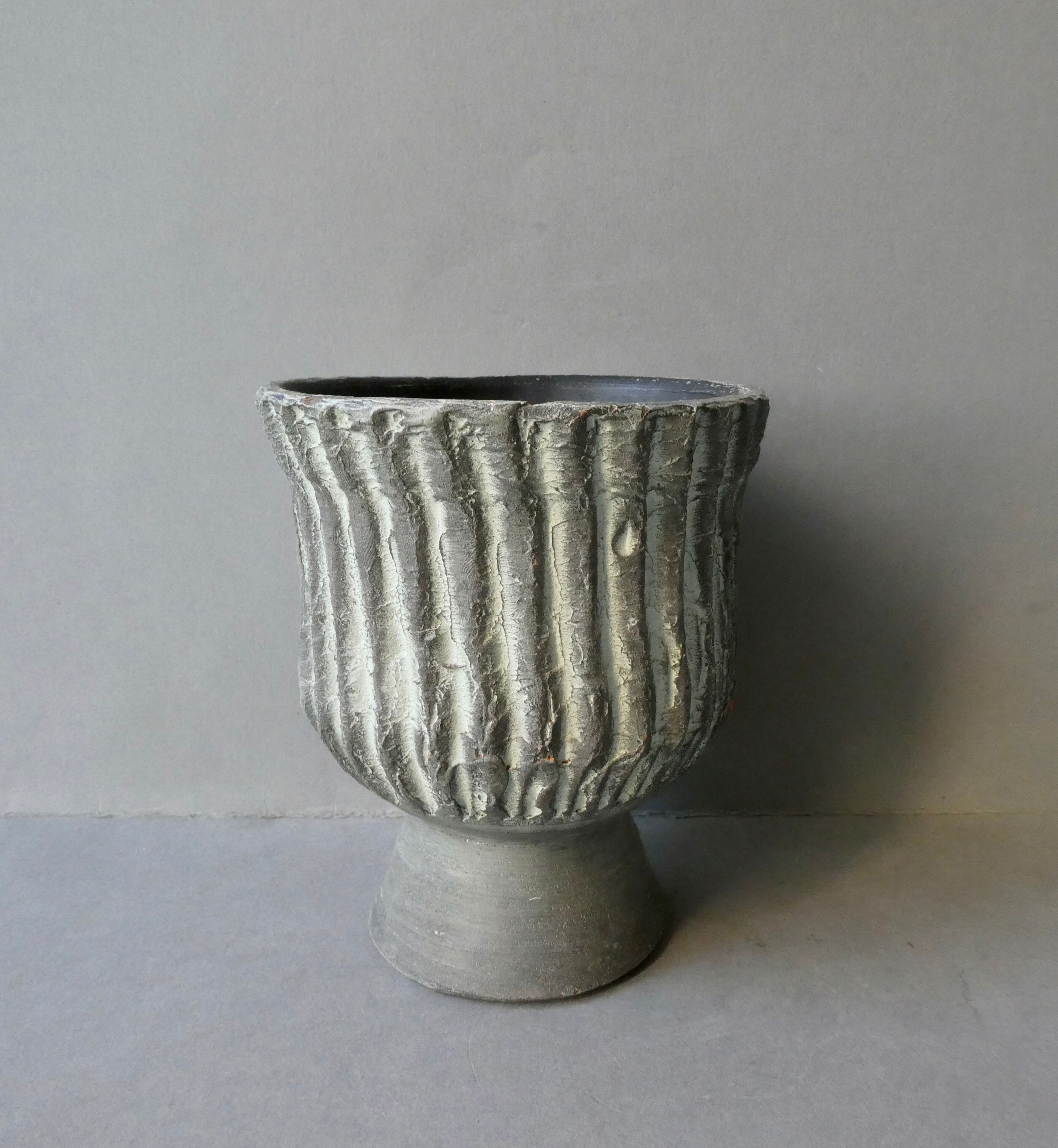 Terracotta pot cover from the 60s, Artesania Andorrana