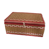 Scoubidou sewing box