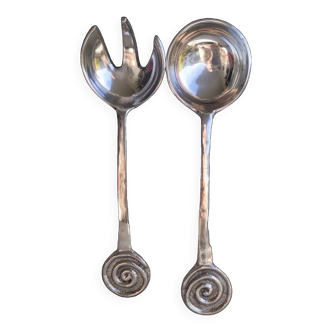 Ethnic metal serving cutlery