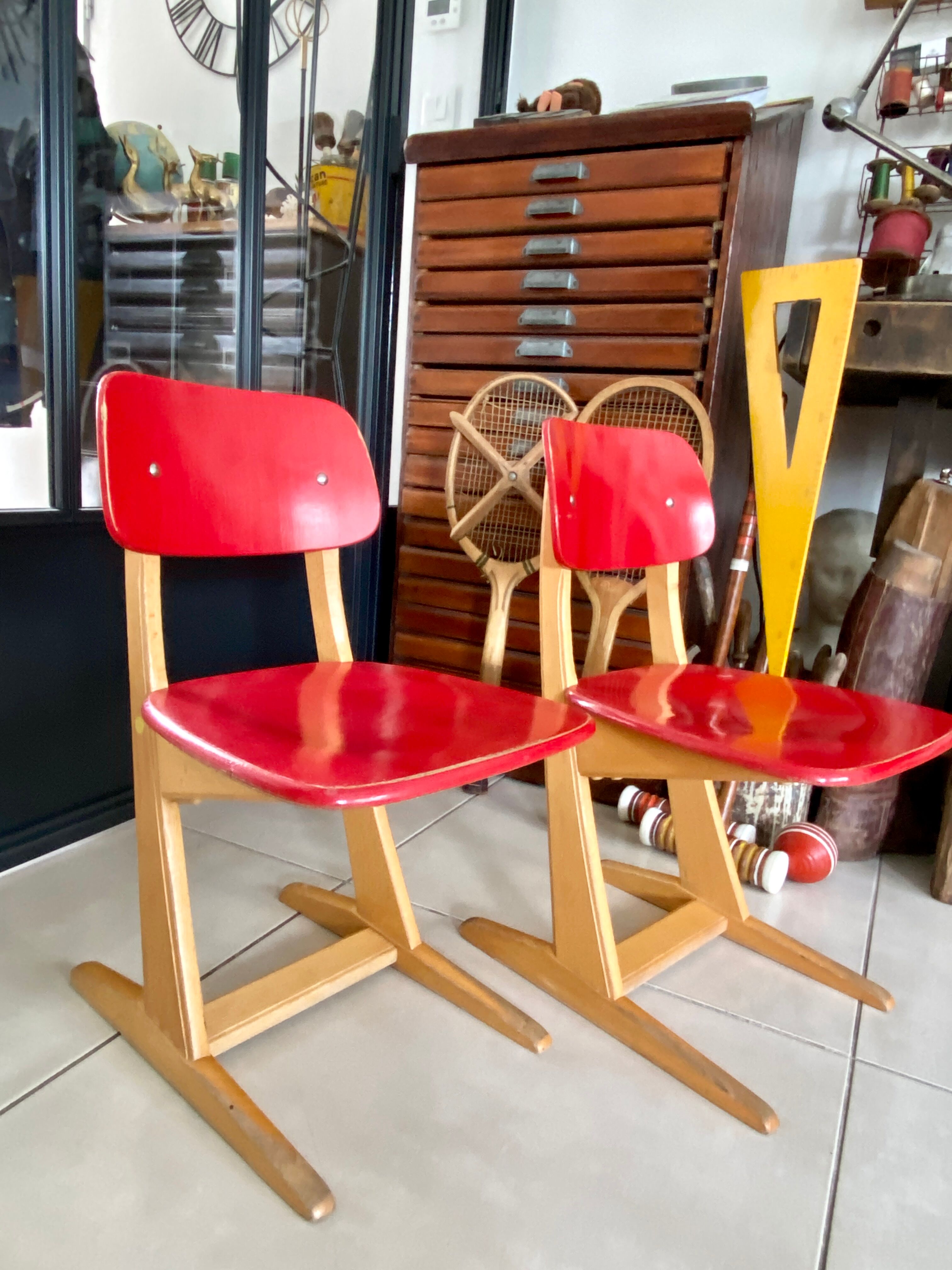 Chaise enfant Casala vintage rouge