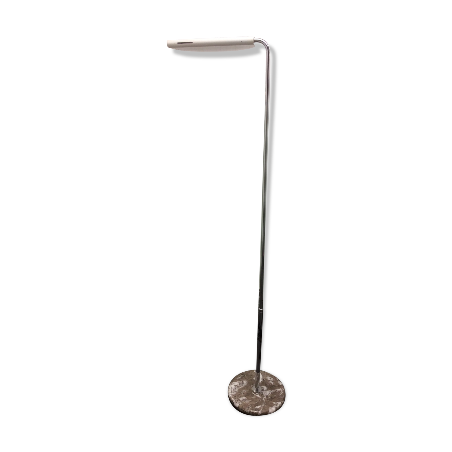 Mezzaluna by Bruno Guecchlin decreased Skipper 70s floor lamp