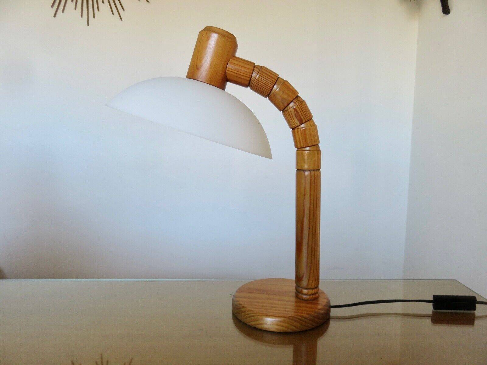 Scandinavian articulated lamp in pine and plastic 1970