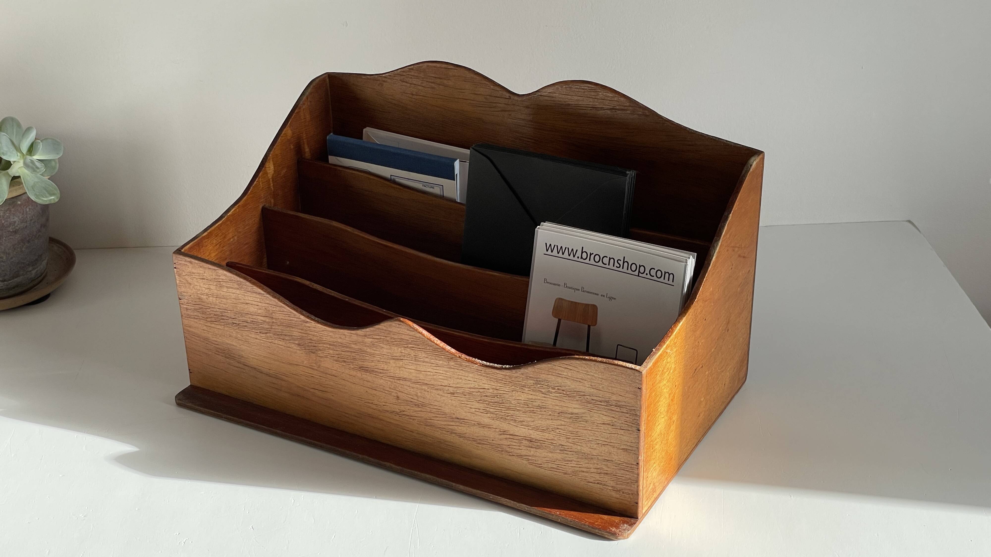 Porte courrier de bureau vintage en bois