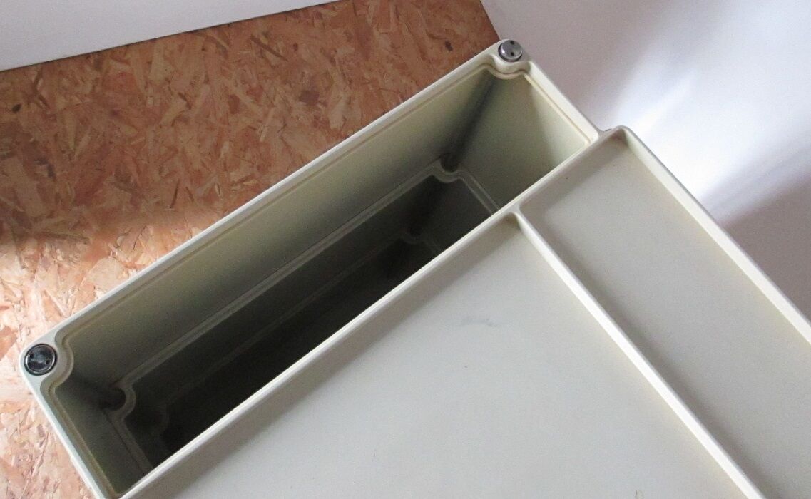 Boby serving table by J.Colombo