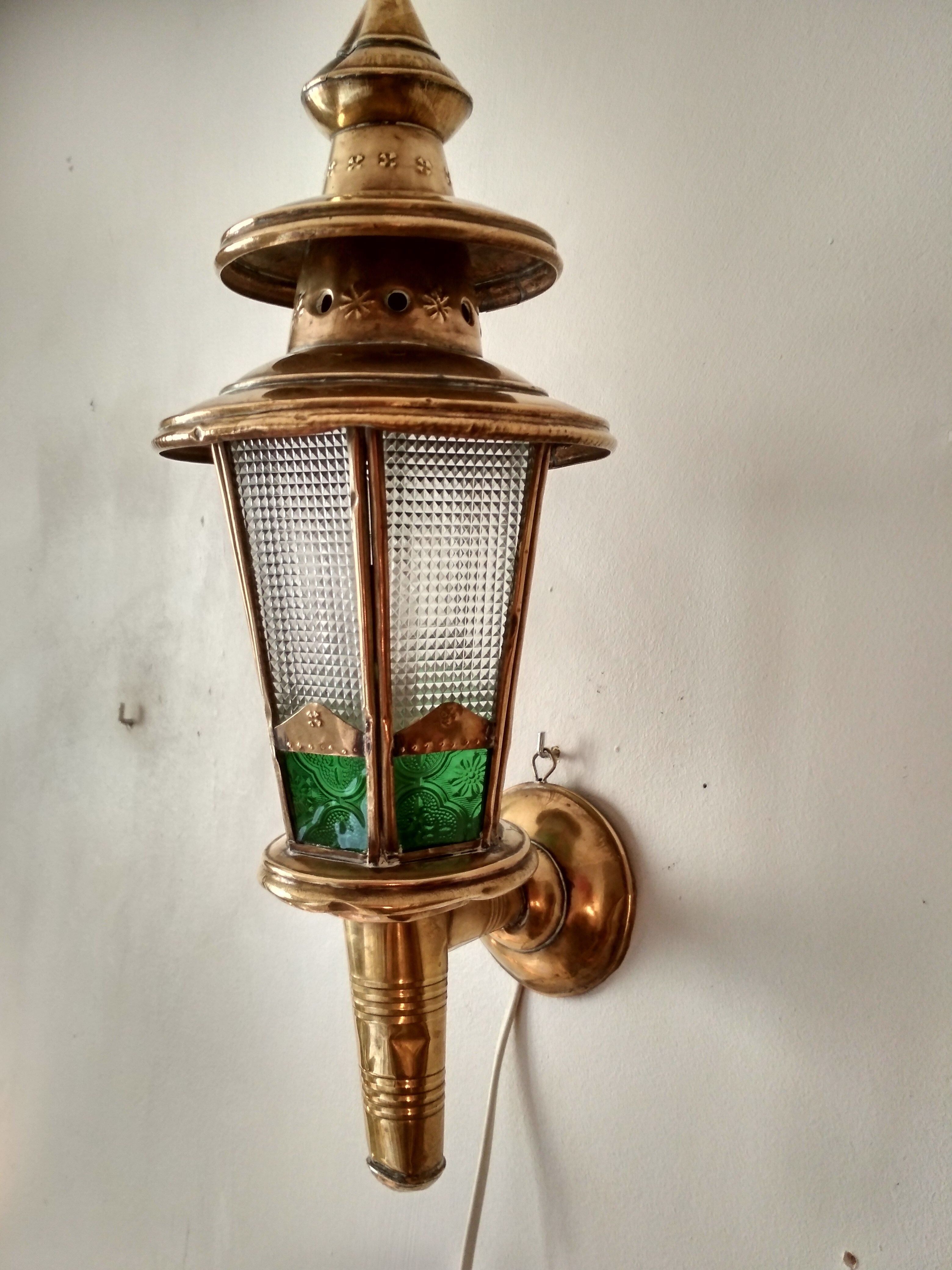 Moroccan lantern wall lamp in brass, glass and colored stained glass windows