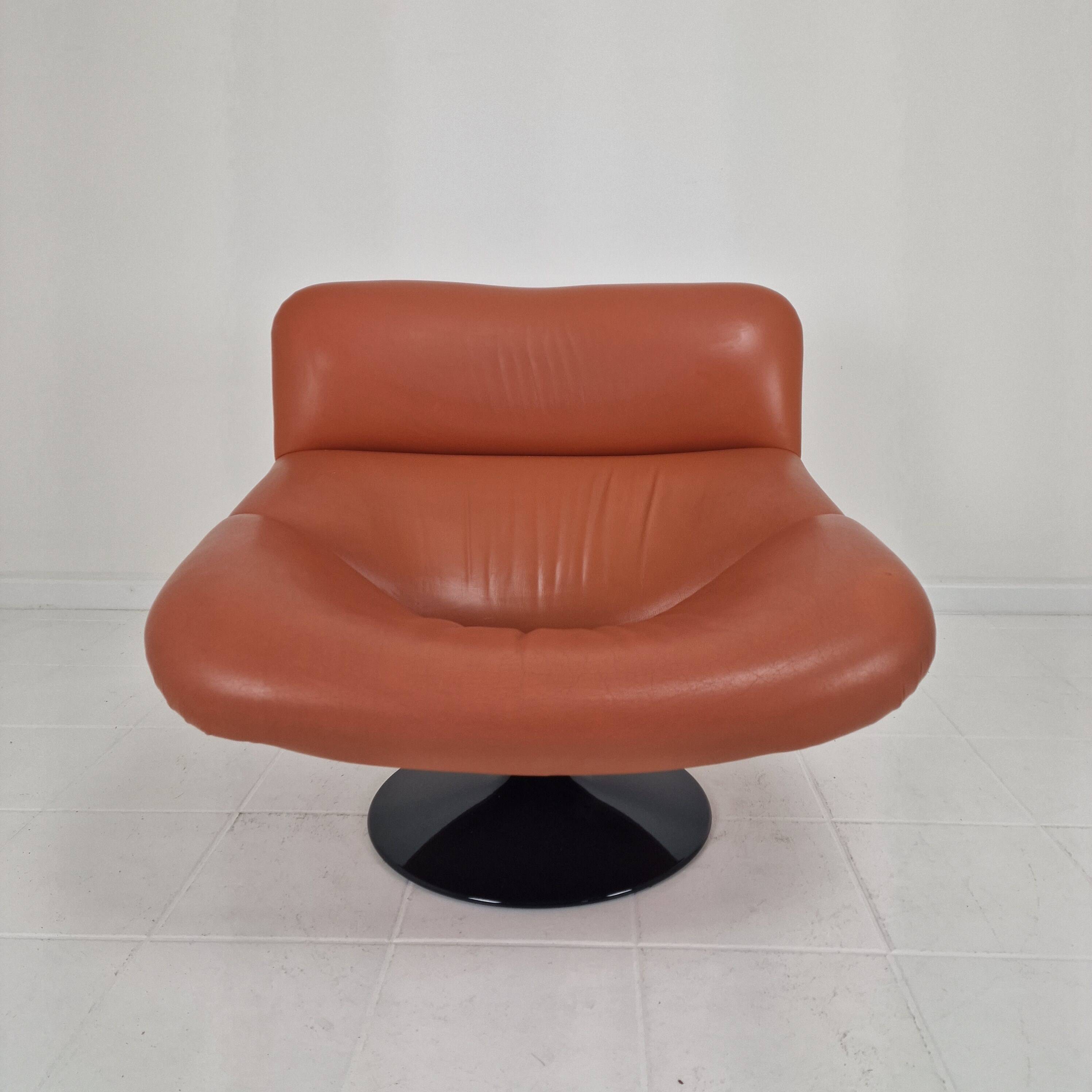 Artifort F518 Lounge Chair by Geoffrey Harcourt in Leather, 1970's