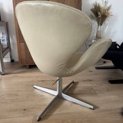 Swan Chair Arne Jacobsen first edition Fritz Hansen 1960s