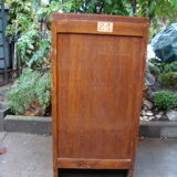 Workbook with curtain in oak