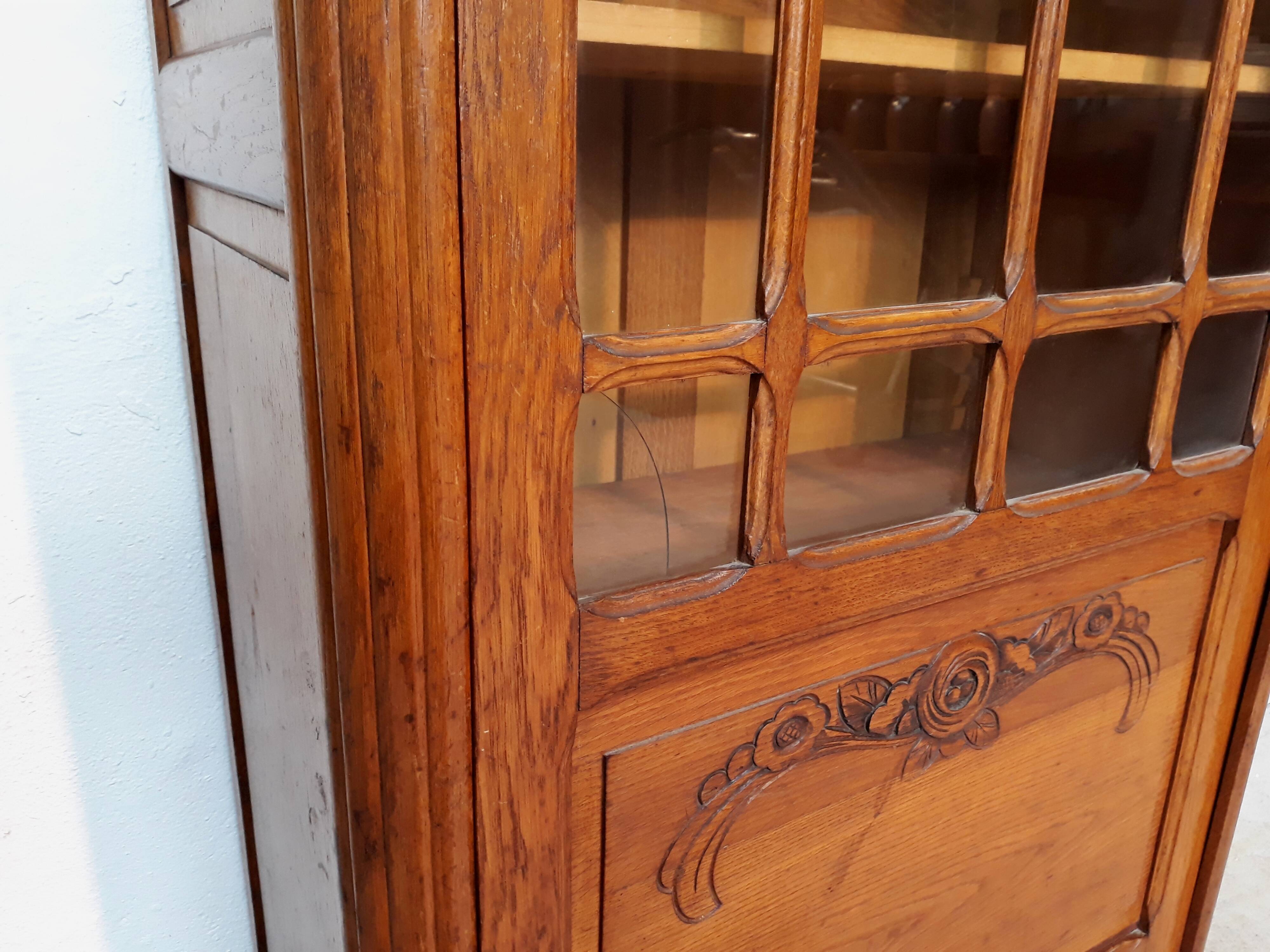 Art Deco wardrobre