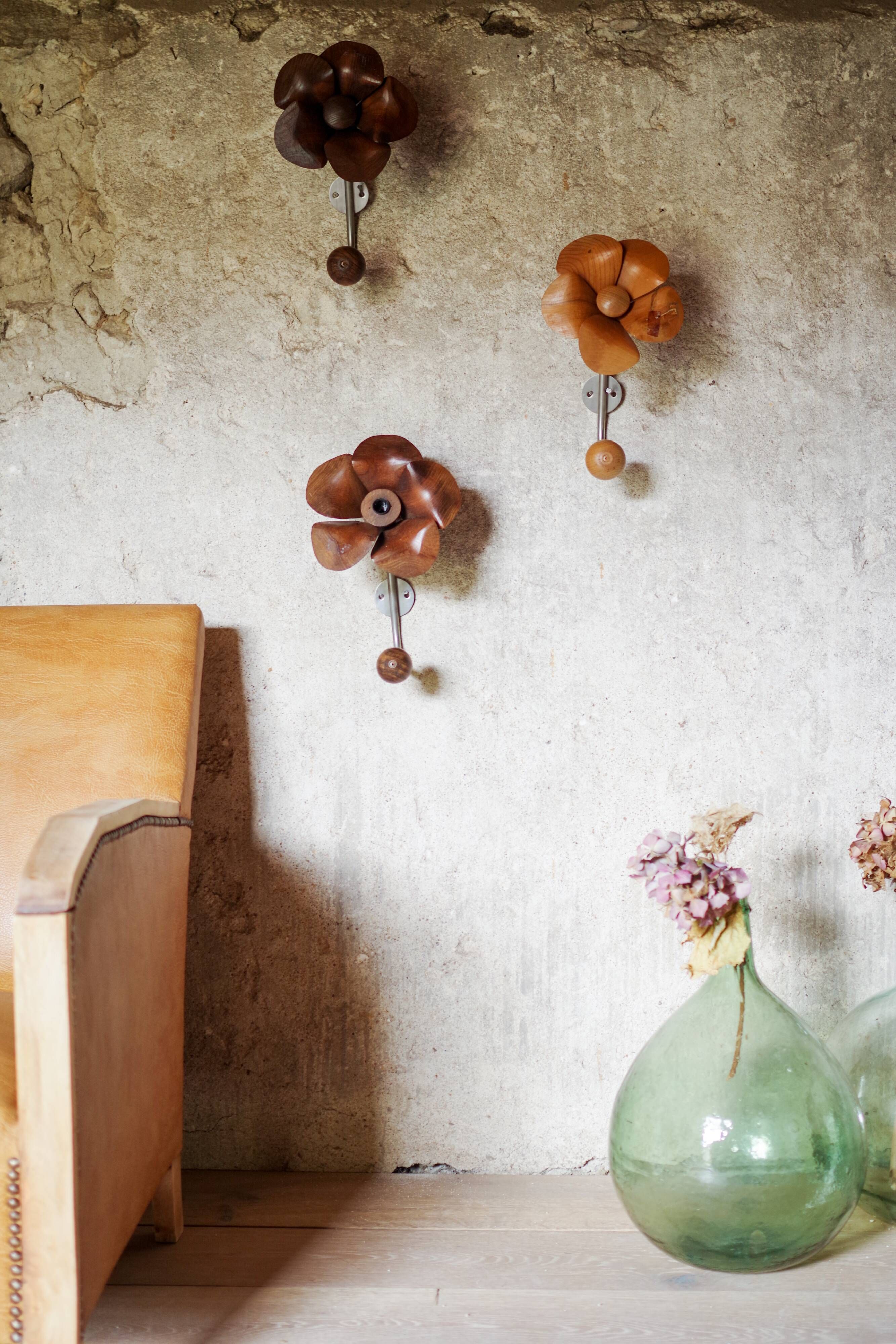 Vintage wood and metal years 70 s hooks in the shape of flowers