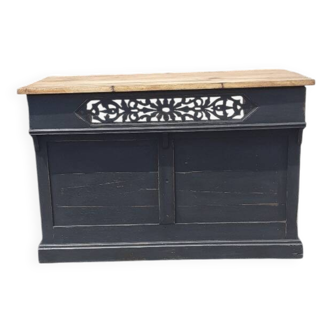 Shop Counter