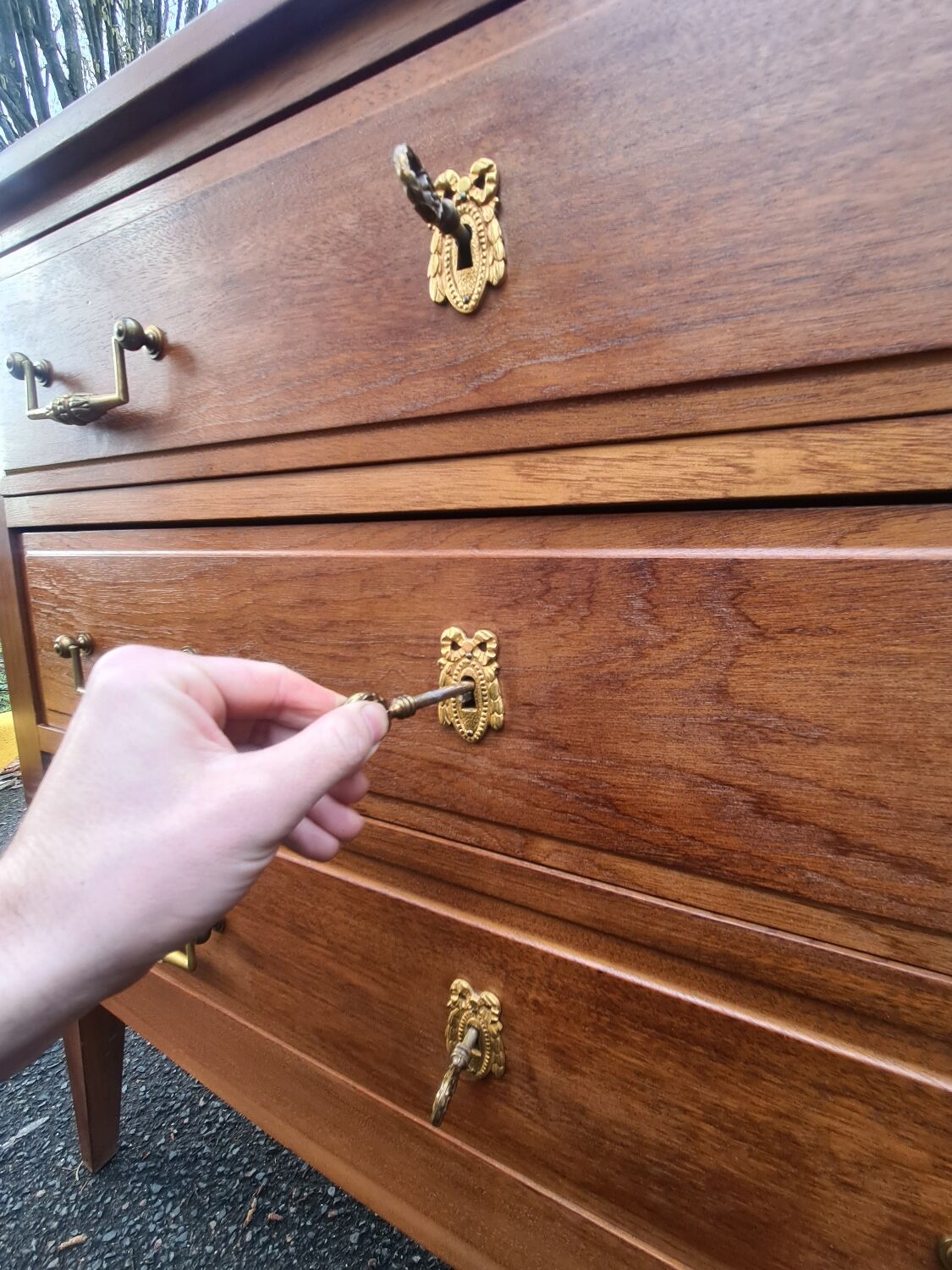 Carpenter's chest of drawers 1950 Louis XVI style