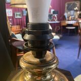 Chic table lamp with lampshade