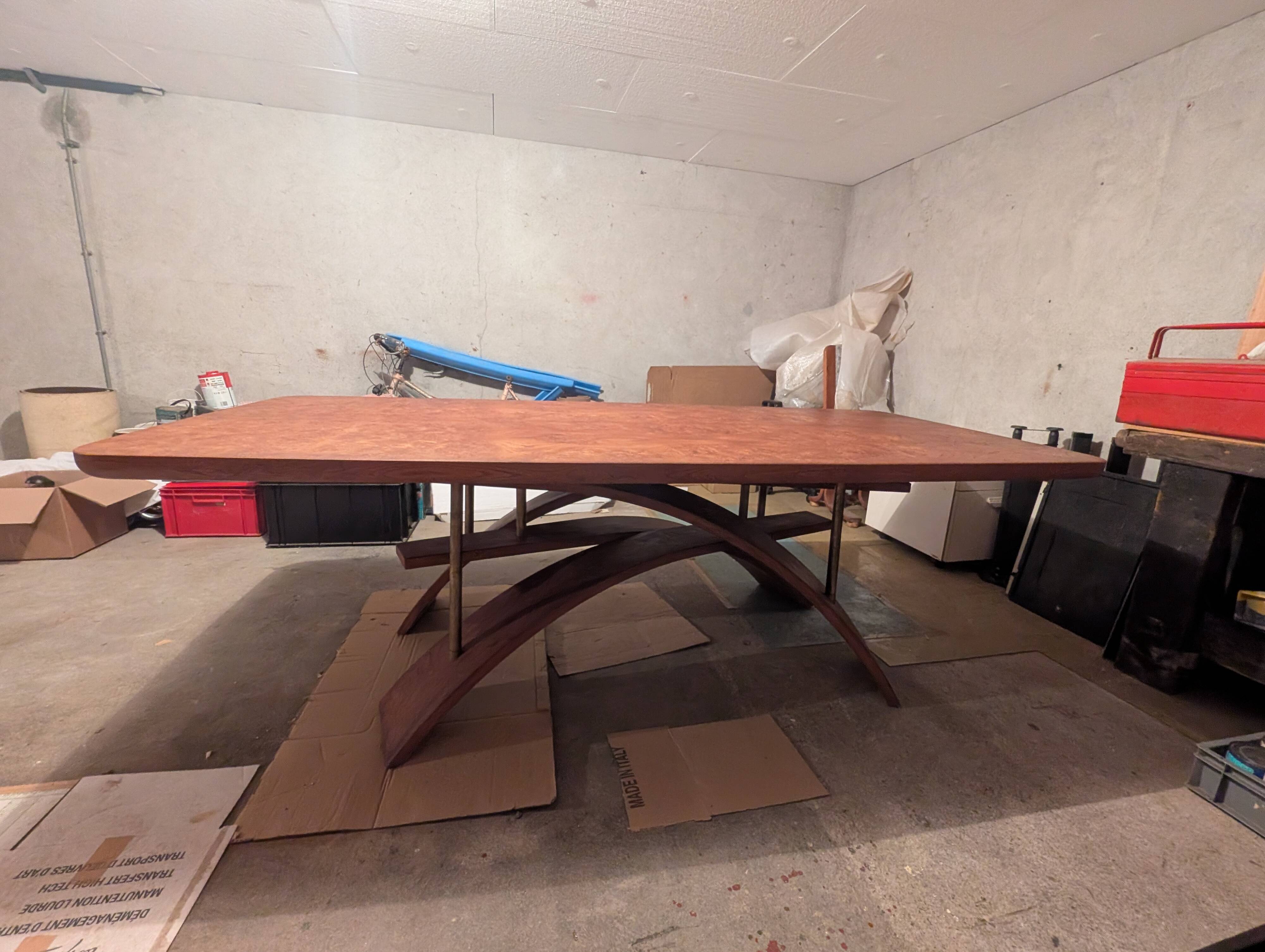 Office C. De Moyen Elm Loupe