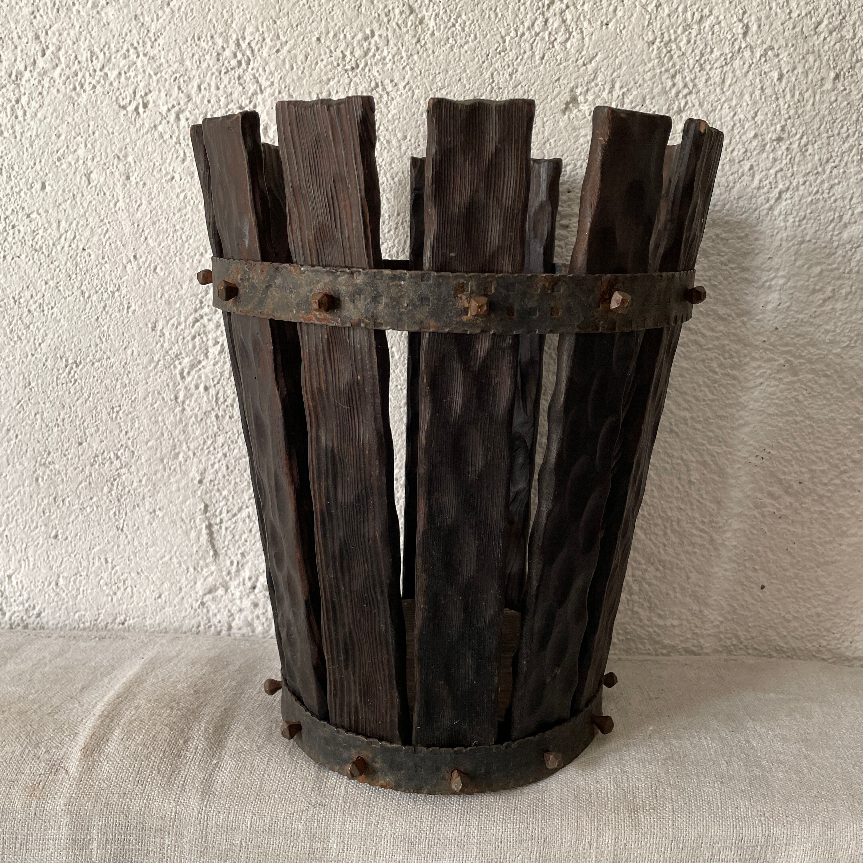 Brutalist basket wood and wrought iron 1950/1960