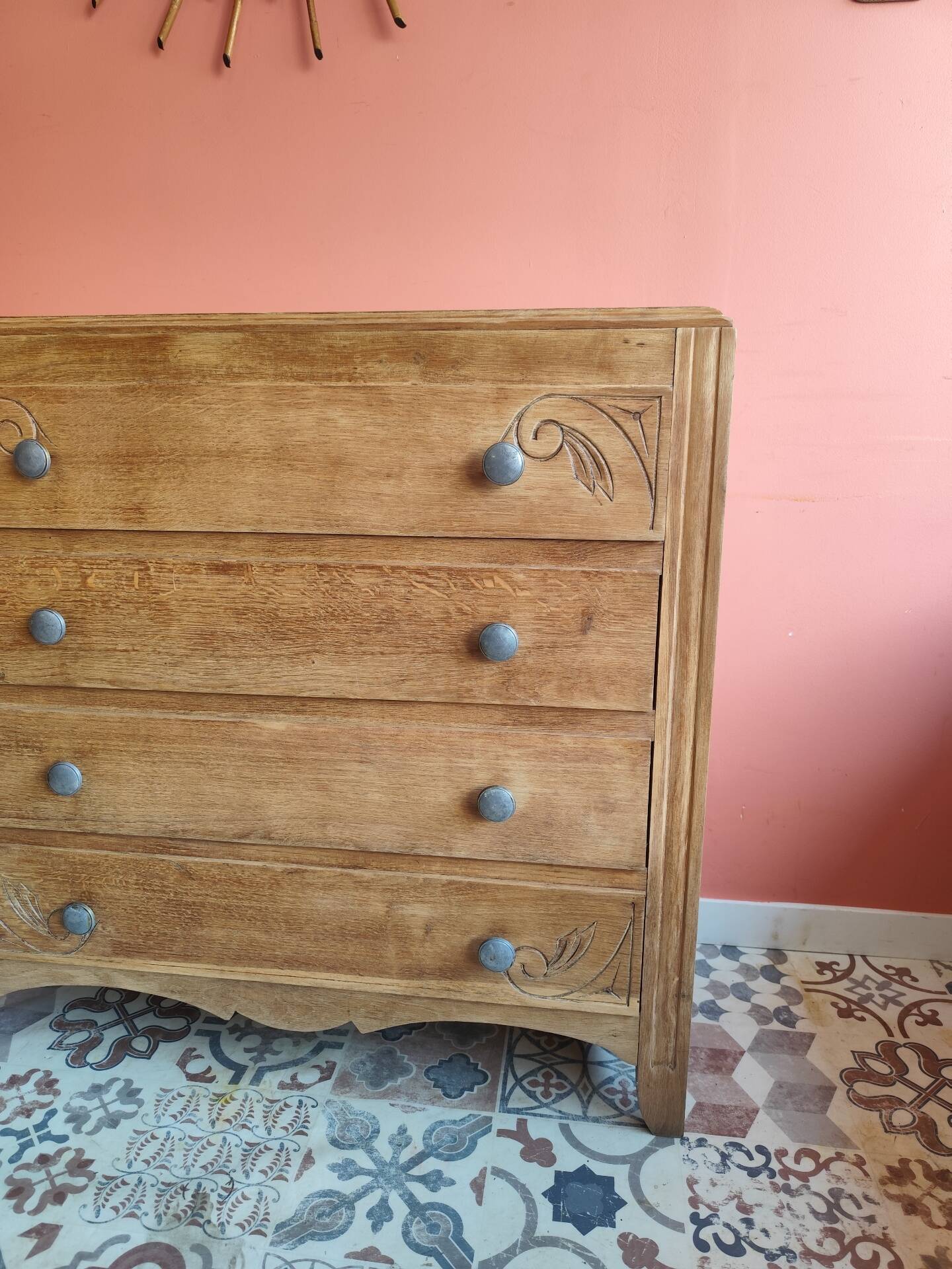Vintage chest of drawers