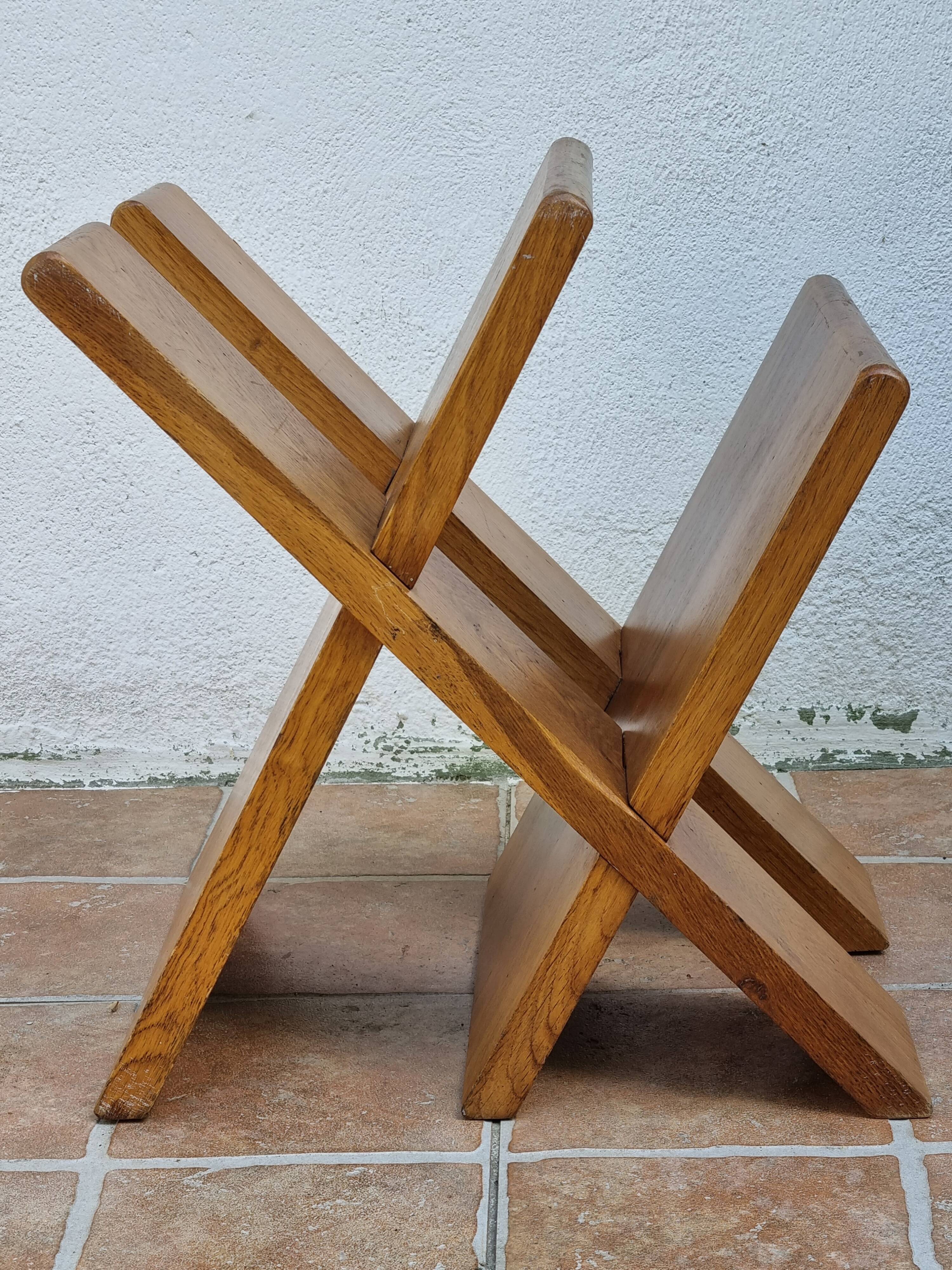 Porte-revues “Palabres” vintage en bois massif démontable, années 70, 40 cm