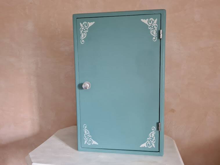 Vintage medicine cabinet