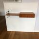Une console murale