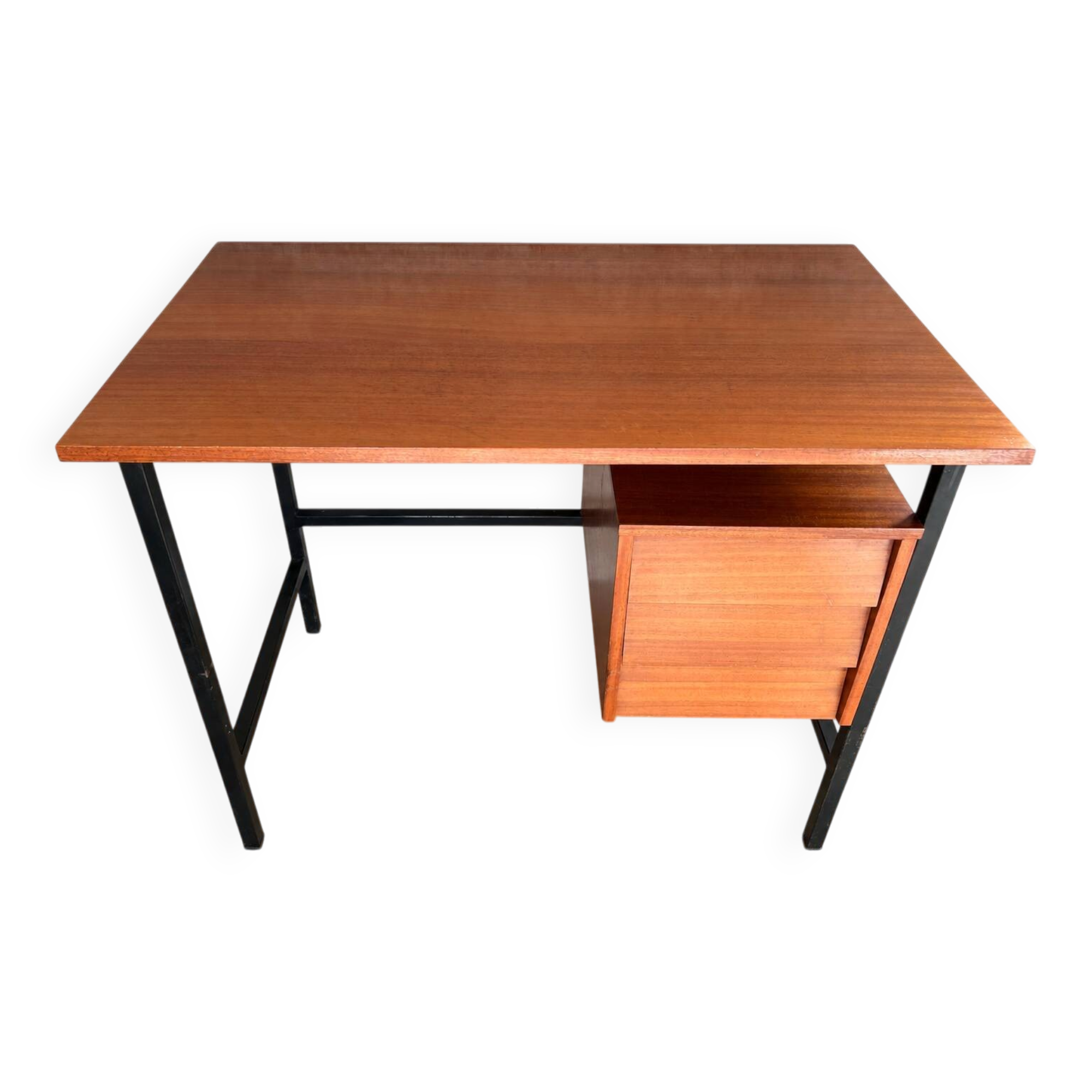 1960s modernist desk in wood and black metal, model CM172 by Paulin for Thonet.