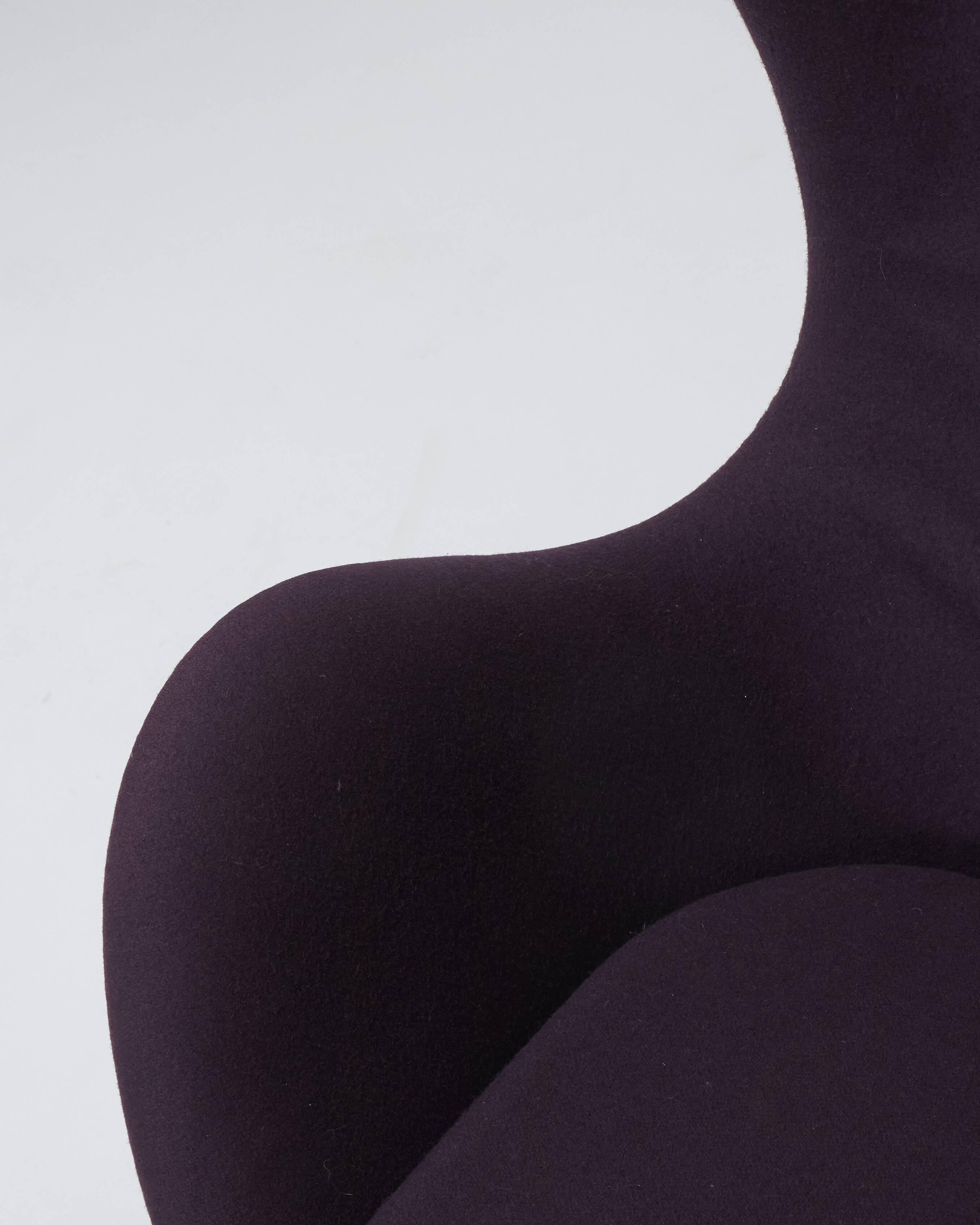 PURPLE EGG ARMCHAIR, ARNE JACOBSEN, 1960s