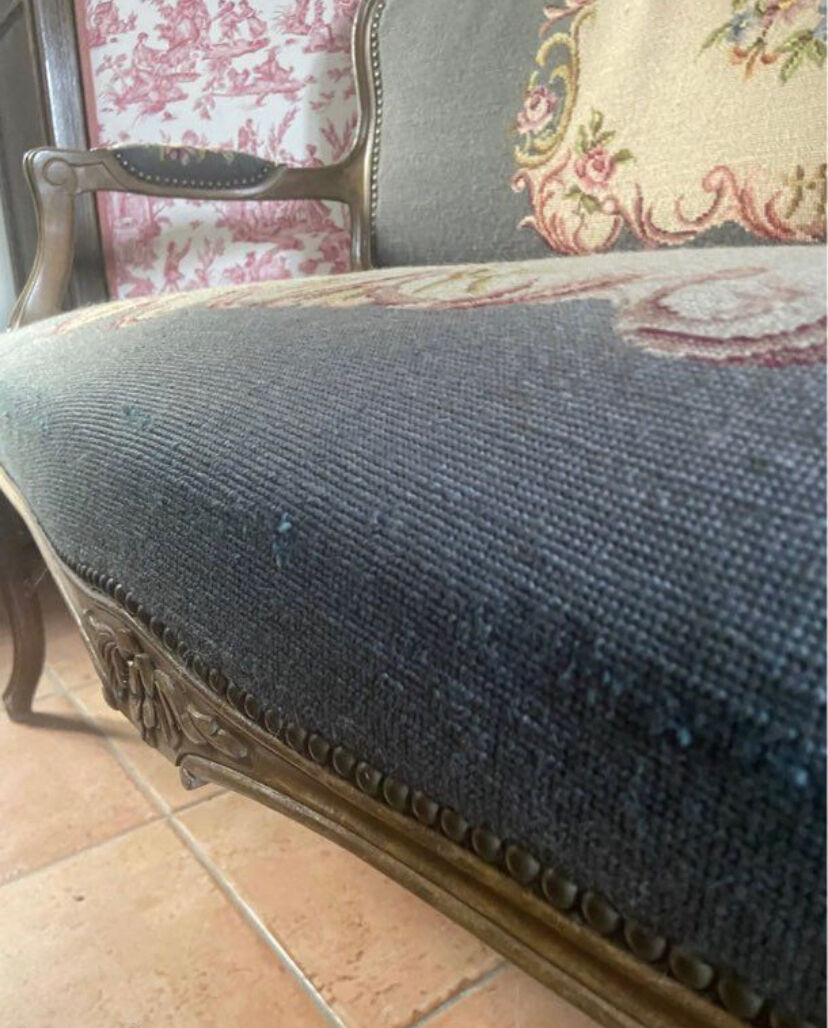 Louis XV style bench